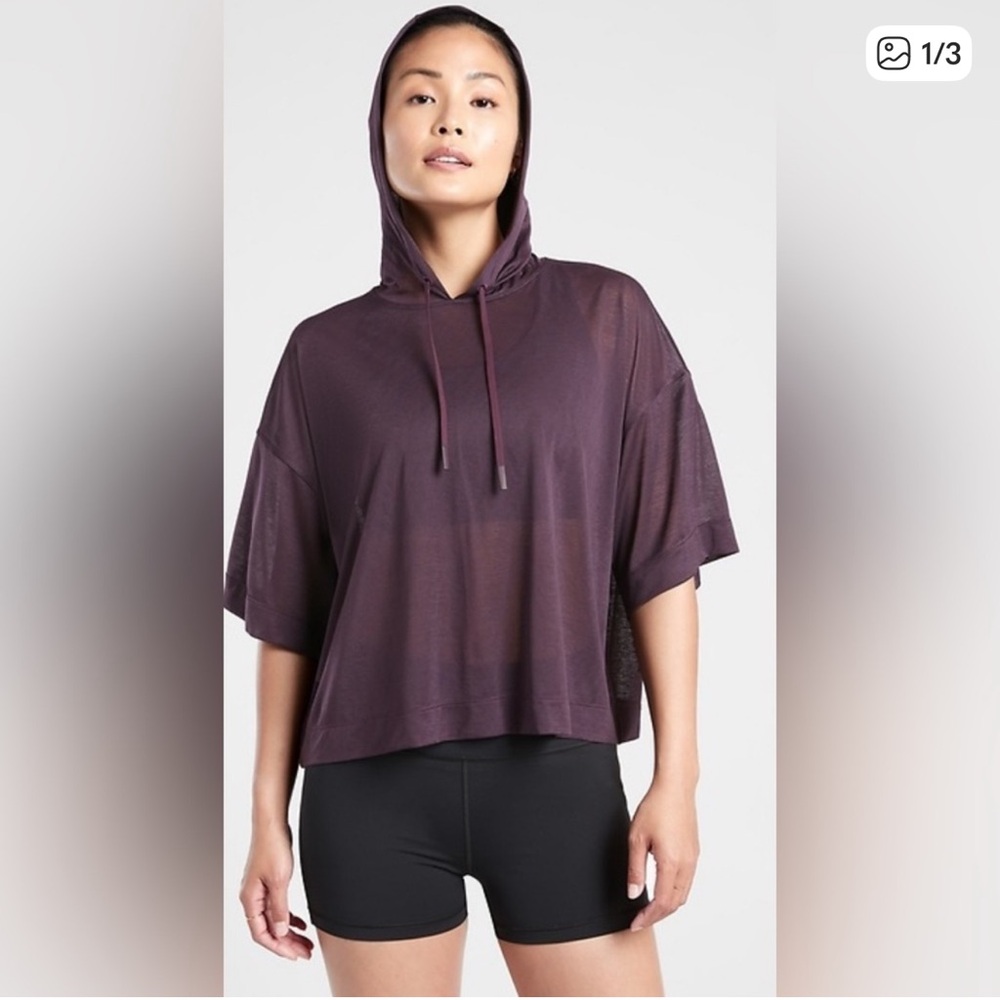 Athleta Vapor Hoodie Tee on Purple Agate.